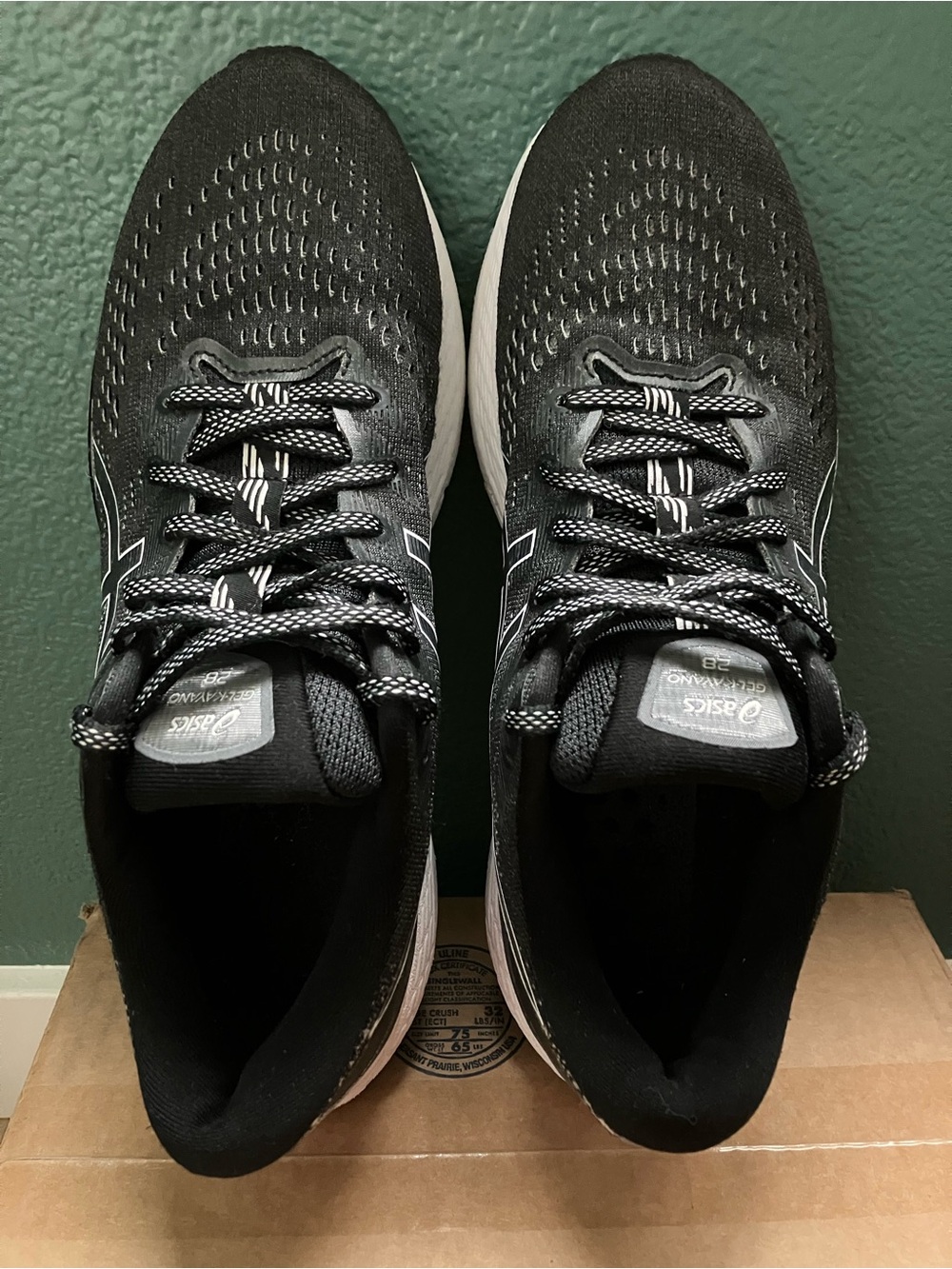 Asics Gel Kayano Black and White Women's 9.5 Athletic Running Shoes - Picture 2 of 11